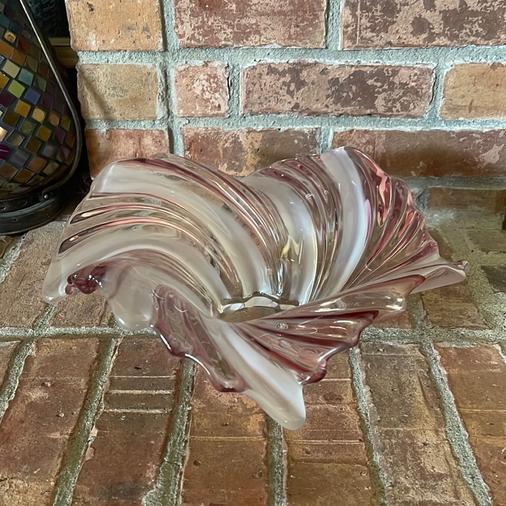 Frosted Glass & Pink Large Swirl Centerpiece Bowl - Picture 1 of 6